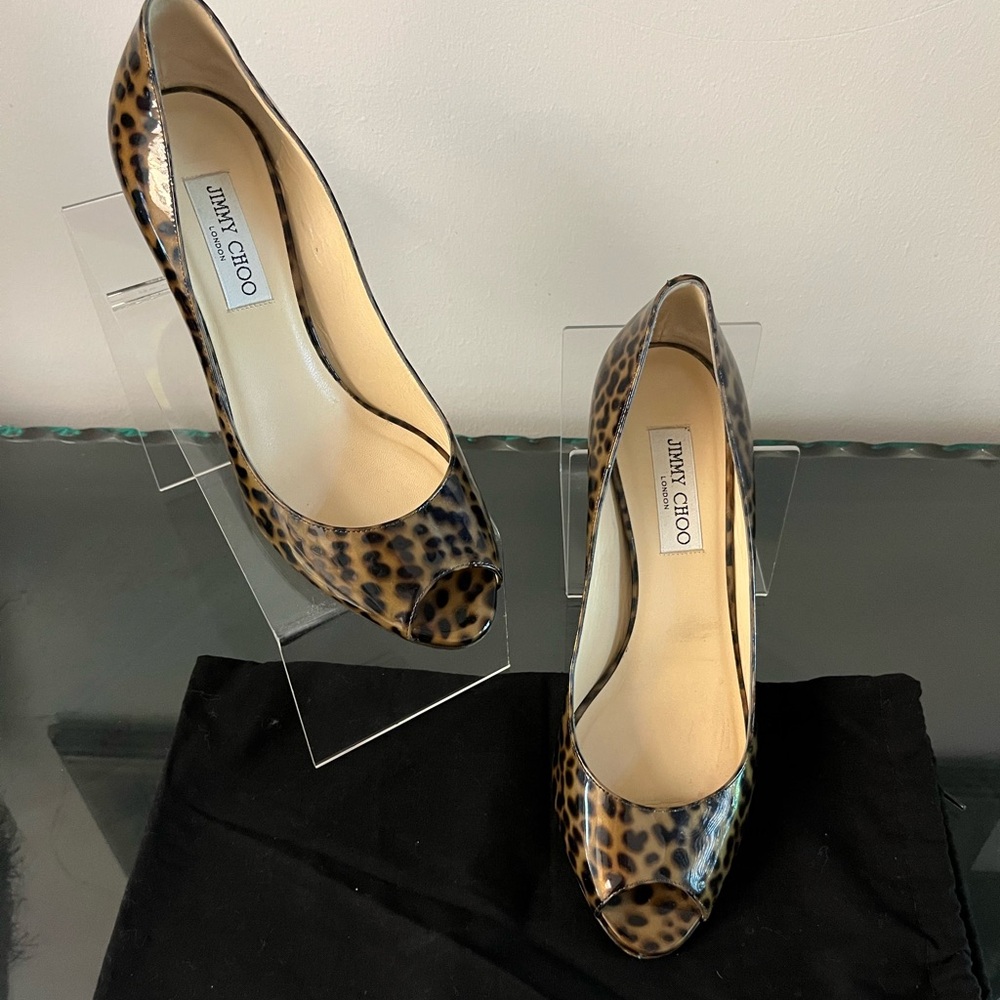 Jimmy Choo London Patent Leather Tortoise Print Peep Toe Pumps. Size 39/US9